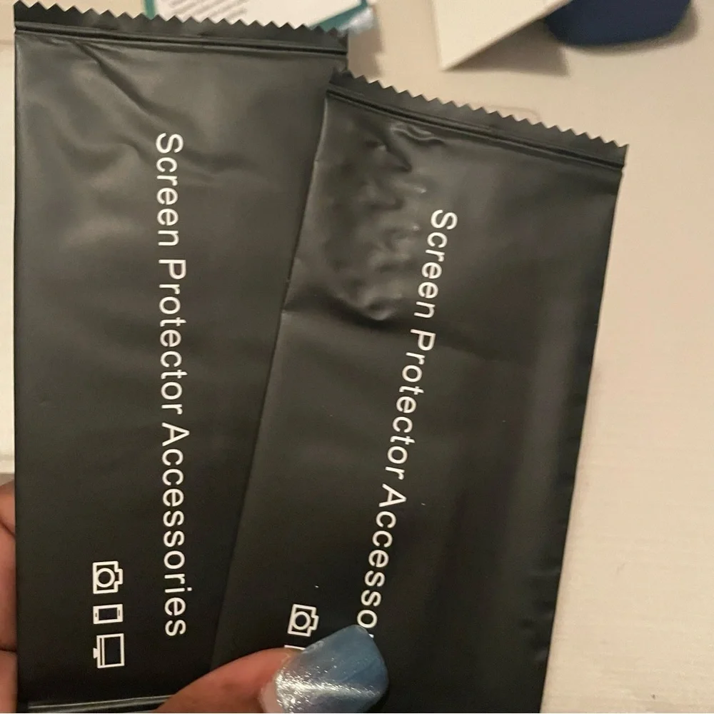 Skin Tempered Glass Screen Protector - Black X 3